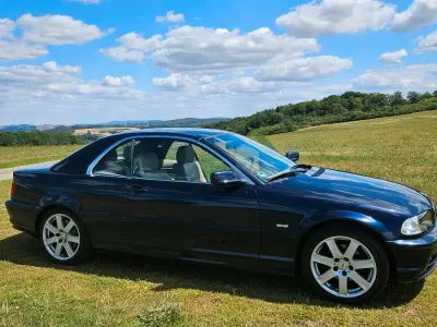 Gebraucht BMW 323 Cabriolet 170 PS (125 kW) 2000 Blau Cabrio