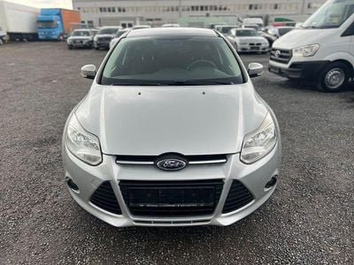 Gebraucht Ford Focus Trend 125 PS (91 kW) 2011 Silber Limousine