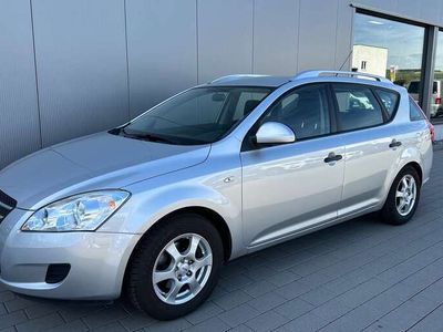 gebraucht Kia Ceed Sportswagon Ceed SW / LX/1.Hand/1A Zustand/Sehr-gepflegt/Klima/