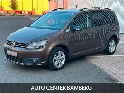 Gebraucht VW Touran Match 140 PS (102 kW) 2013 Braun Van / Kleinbus
