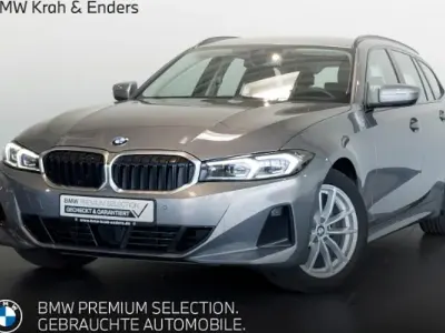 Gebraucht BMW 320 Sport Line 190 PS (139 kW) 2023 Grau Kombi