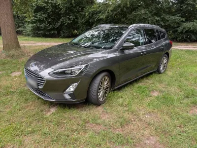 Gebraucht Ford Focus Titanium 150 PS (110 kW) 2020 Silber Limousine