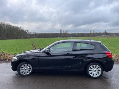 Second-hand BMW 118 136 CP (100 kW) 2017 Negru Hatchback