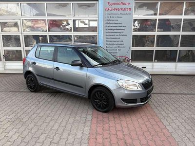 Gebraucht Skoda Fabia 69 PS (50 kW) 2012 Grau Kleinwagen