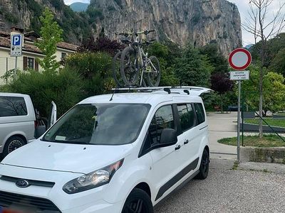 Usata Ford Tourneo 120 CV (88 kW) 2017 Bianco Monovolume