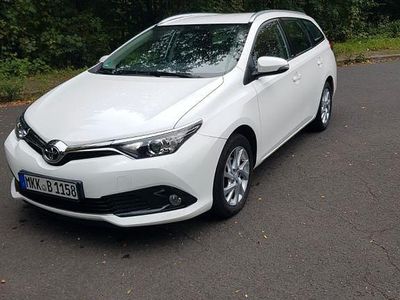 Toyota Auris Touring Sports