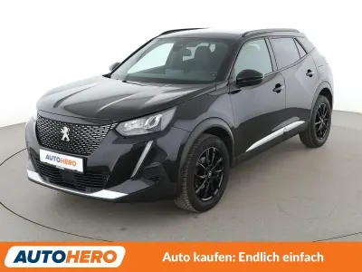 Używany Peugeot 2008 Allure 131 KM (96 kW) 2023 Czarny SUV