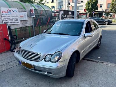 Mercedes C240