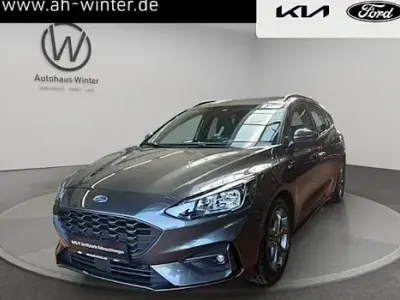 Begagnad Ford Focus ST-Line 151 HK (111 kW) 2020 Grå Kombi