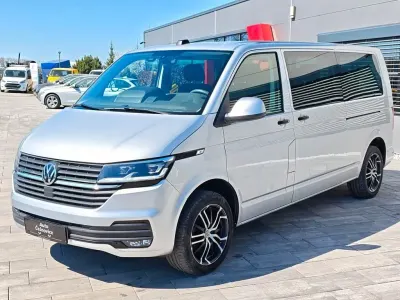 Usata VW Transporter 150 CV (110 kW) 2022 Argento Furgone