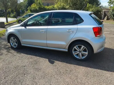Gebraucht VW Polo Trendline 69 PS (50 kW) 2012 Silber Kleinwagen