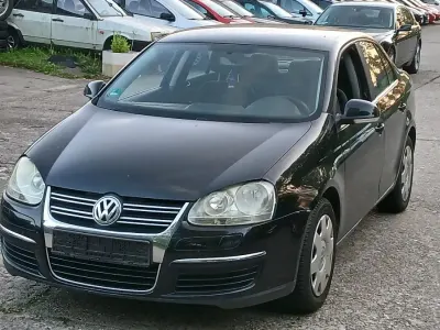 Gebraucht VW Jetta 102 PS (75 kW) 2006 Schwarz Limousine