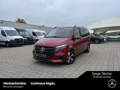 Gebraucht Mercedes V300 Style 237 PS (174 kW) 2024 Hyazinthrot Van / Kleinbus