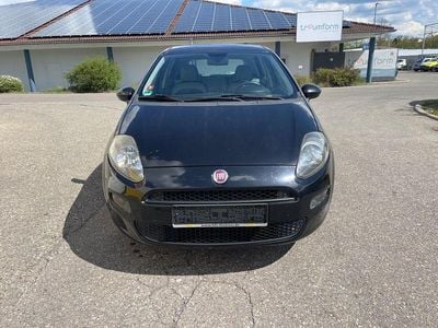 Second-hand Fiat Punto 69 CP (50 kW) 2013 Negru Hatchback
