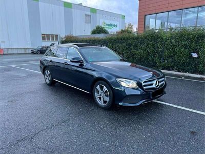 gebraucht Mercedes E220 d T 9G-TRONIC Top Ausstattung !