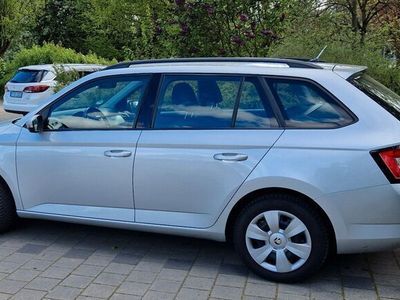 gebraucht Skoda Fabia 1.2l TSI 66kW Ambition Combi Ambition