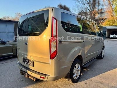 Usata Ford Tourneo Titanium 155 CV (114 kW) 2014 Argento Monovolume