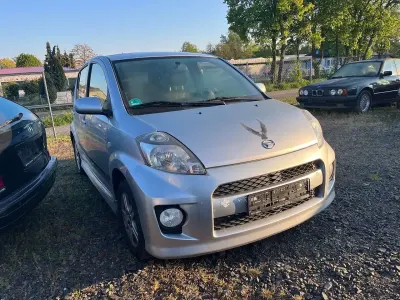 Gebraucht Daihatsu Sirion 87 PS (63 kW) 2006 Silber Kleinwagen