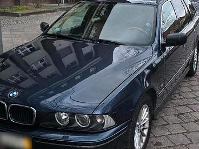 Gebraucht BMW 530 218 PS (160 kW) 2003 Blau Kombi