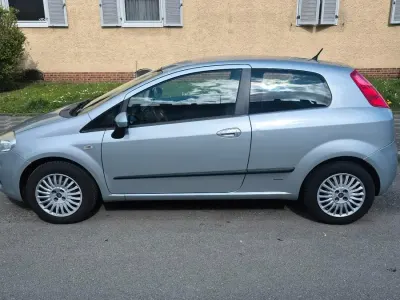 Gebraucht Fiat Grande Punto 65 PS (47 kW) 2008 Kleinwagen