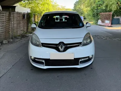 Gebraucht Renault Scénic 110 PS (80 kW) 2015 Weiß Van / Kleinbus