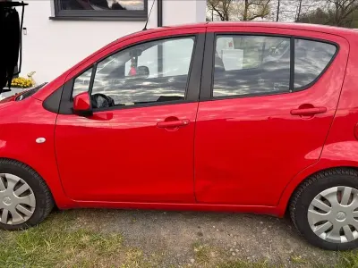 Gebraucht Suzuki Splash 65 PS (47 kW) 2009 Rot Kleinwagen