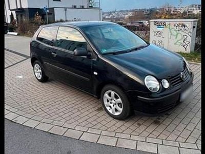 Gebraucht VW Polo 64 PS (47 kW) 2002 Schwarz Kleinwagen