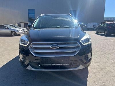 Second-hand Ford Kuga Titanium 150 CP (110 kW) 2018 Negru SUV
