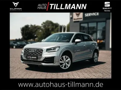 Gebraucht Audi Q2 Design 150 PS (110 kW) 2020 Silber SUV