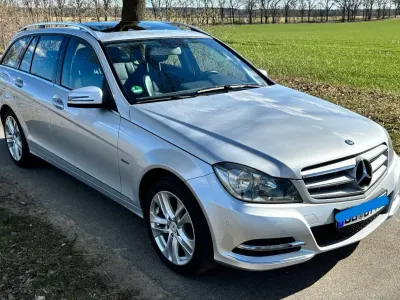 Gebraucht Mercedes C180 Avantgarde 156 PS (114 kW) 2012 Silber Limousine