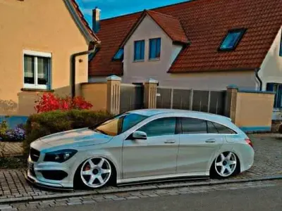 Gebraucht Mercedes CLA200 Shooting Brake AMG line 156 PS (114 kW) 2016 Weiß Kombi