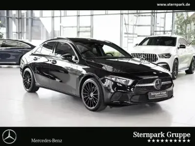 Gebraucht Mercedes A200 AMG Edition 1 163 PS (119 kW) 2020 Lack kosmosschwarz Limousine