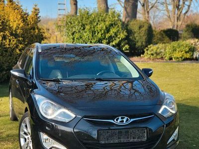 Gebraucht Hyundai i40 Premium 136 PS (100 kW) 2013 Schwarz Kombi
