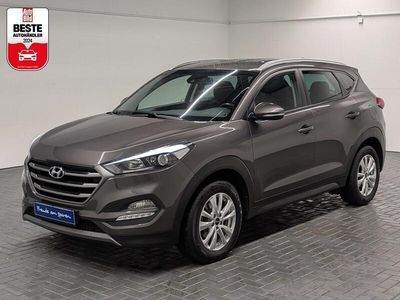 Gebraucht Hyundai Tucson Intro Edition 136 PS (100 kW) 2016 Grau (moon rock / met) SUV