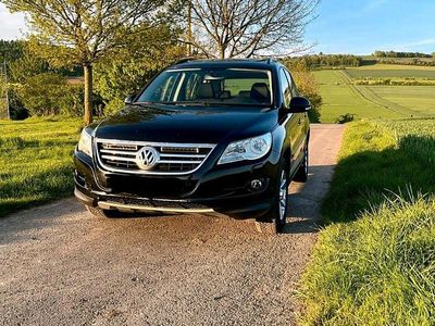 Schwarz Gebraucht 2009 VW Tiguan SUV | 4.000 € (Guter Preis)