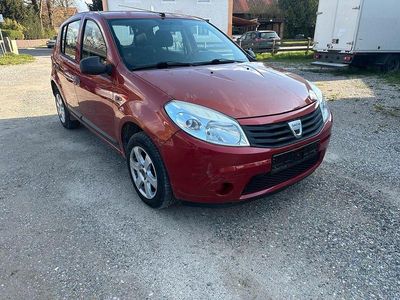 Begagnad Dacia Sandero 75 HK (55 kW) 2009 Röd Sedan