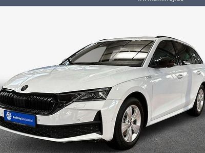 Weiss Gebraucht 2024 Skoda Octavia SportLine Kombi | 32.990 €