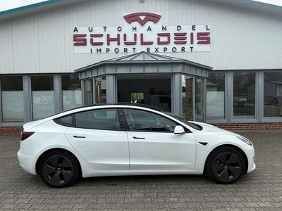 Begagnad Tesla Model 3 366 kW (498 HK) 2021 Vit Sedan