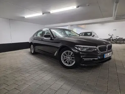Gebraucht BMW 530 Sport Line 265 PS (194 kW) 2018 Braun Limousine