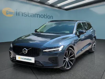 Gebraucht Volvo V60 349 PS (256 kW) 2025 Blau Kombi
