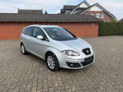 Second-hand Seat Altea XL Copa 105 CP (77 kW) 2013 Argintiu Monovolum