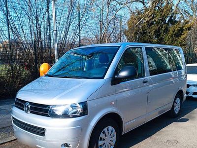 Gebraucht VW Multivan Startline 140 PS (102 kW) 2014 Grau Van / Kleinbus