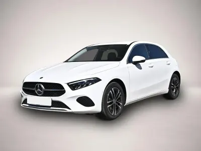 Gebraucht Mercedes A250 163 PS (119 kW) 2025 Manufacturer Limousine