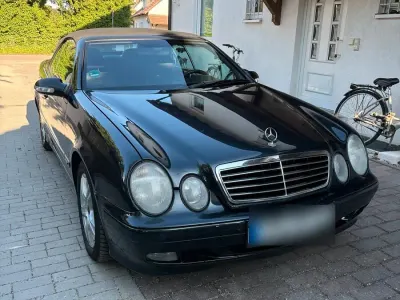 Käytetty Mercedes CLK230 Avantgarde 193 HP (141 kW) 1999 Sininen Avoauto