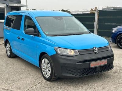 Usata VW Caddy Maxi 122 CV (89 kW) 2021 Blu Monovolume