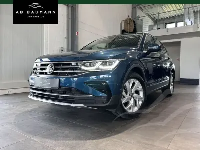Gebraucht VW Tiguan Elegance 150 PS (110 kW) 2020 Blau nightshade blue metallic (metallic) SUV