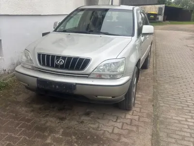 Gebraucht Lexus RX300 201 PS (147 kW) 2002 Silber SUV