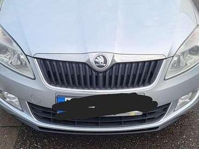 Gebraucht 2015 Skoda Roomster Plus Edition Van / Kleinbus | 9.599 € (Teuer)