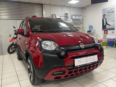 Gebraucht Fiat Panda Red 69 PS (50 kW) 2024 Rot Kleinwagen