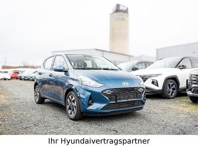 Vibrant blue Neu 2025 Hyundai i10 Trend Kleinwagen | 19.485 € (Etwas zu teuer)